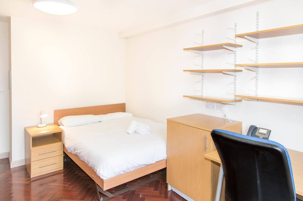 Goodenough College - University Residence Лондон Экстерьер фото